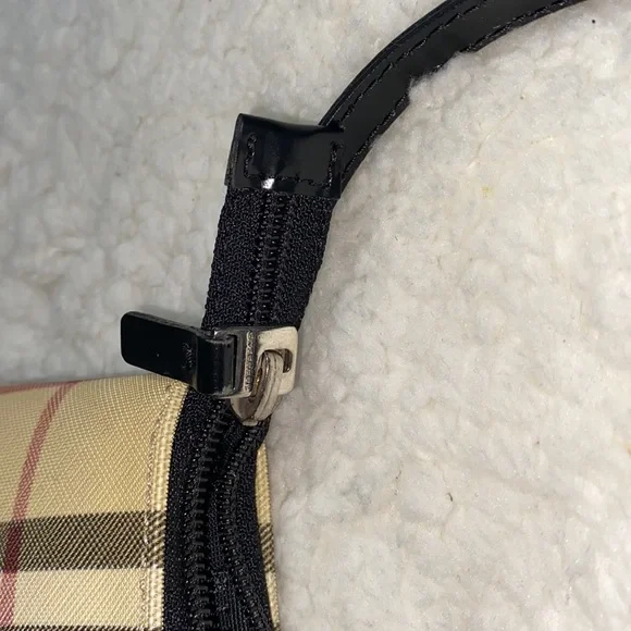 SOLD Burberry Beige House Coated Canvas Pochette Authentic - Picture 13 of 16